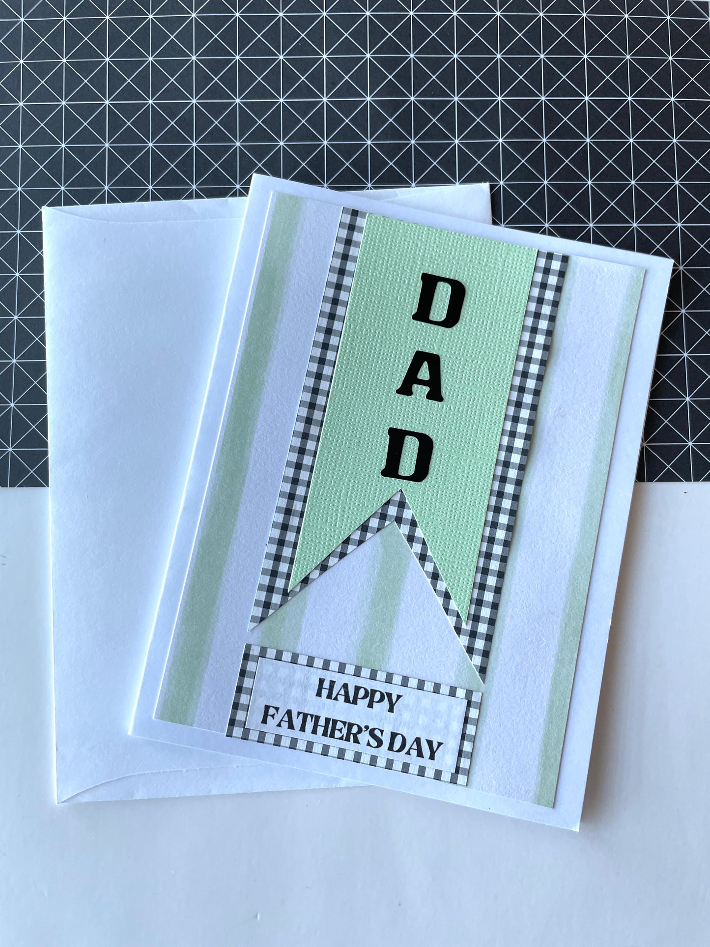S091 - Father's Day Card Green/White/Black